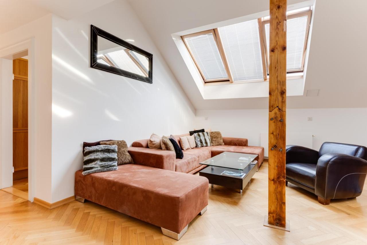 Jt'S Apartments Bilkova Str. 프라하 외부 사진