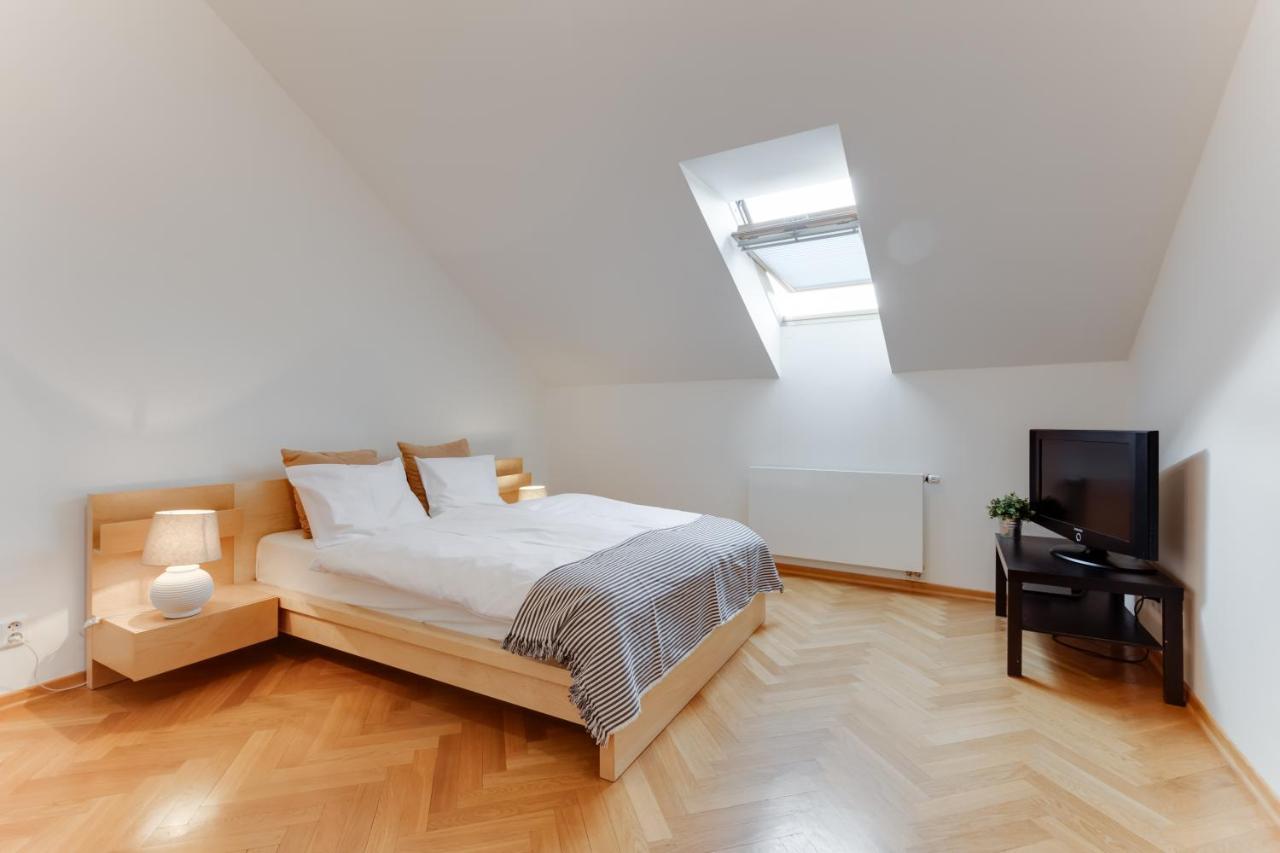 Jt'S Apartments Bilkova Str. 프라하 외부 사진