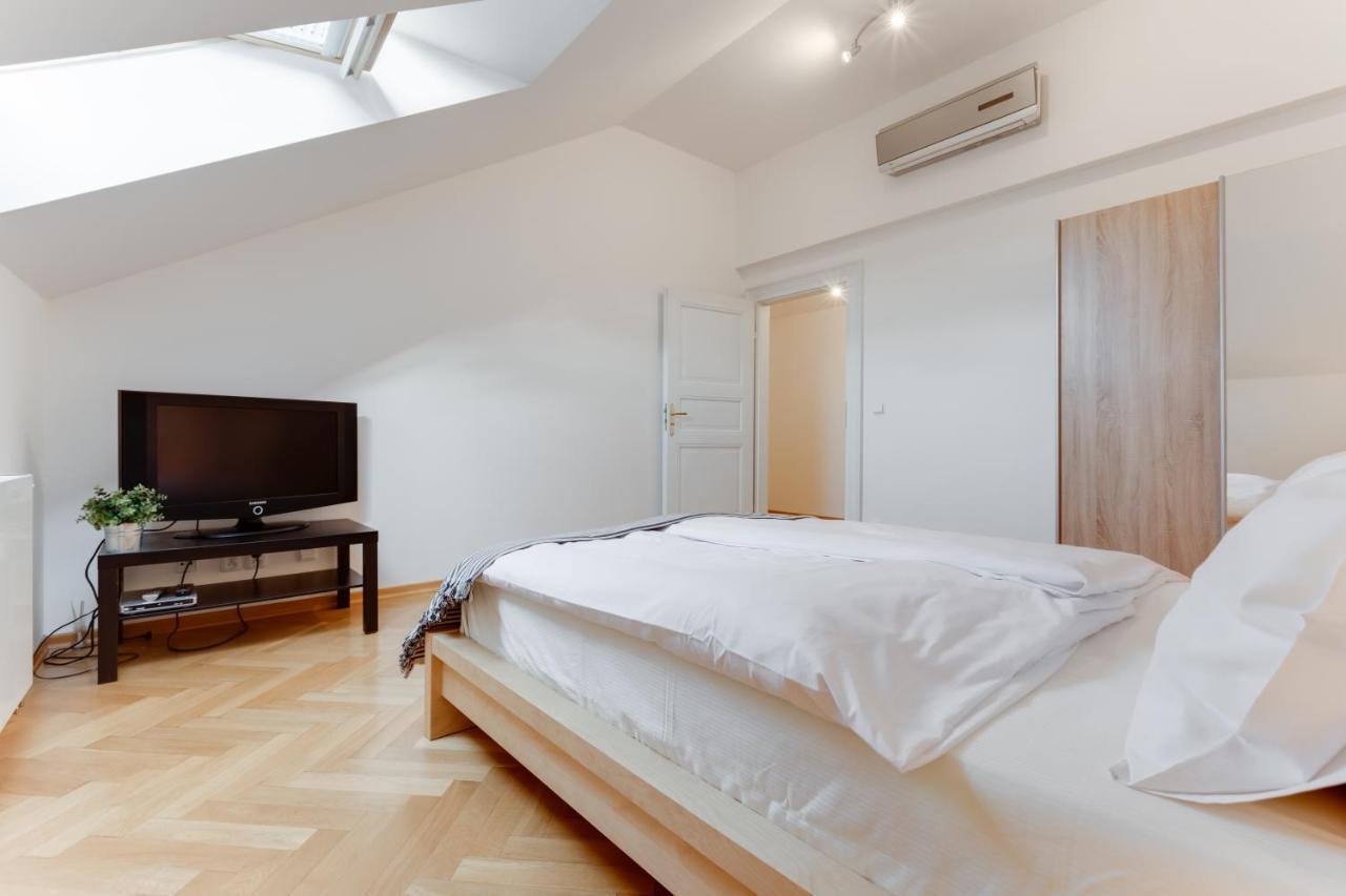 Jt'S Apartments Bilkova Str. 프라하 외부 사진