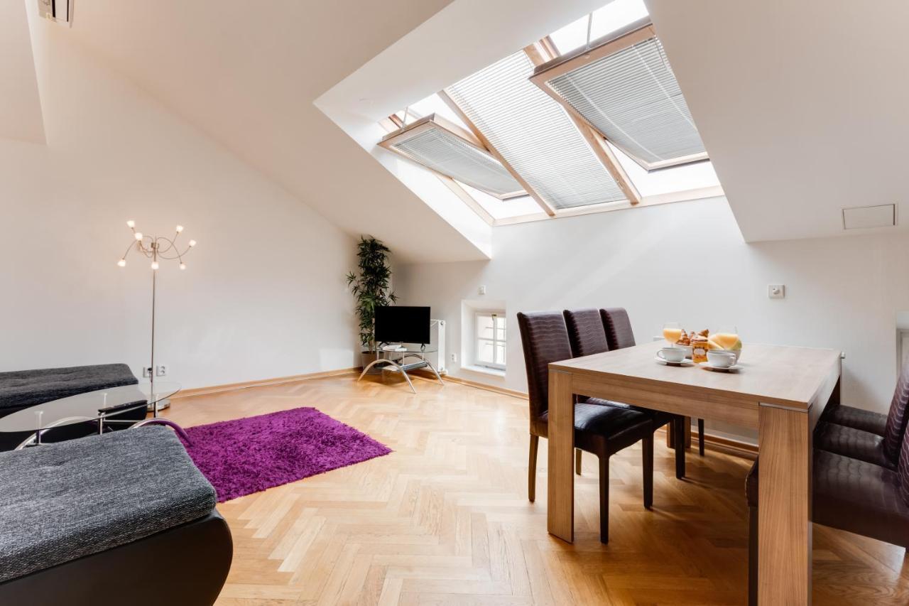 Jt'S Apartments Bilkova Str. 프라하 외부 사진