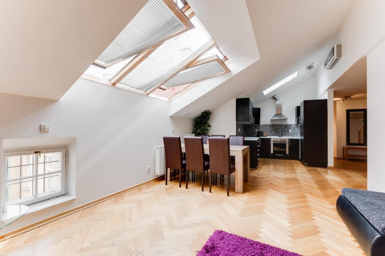 Jt'S Apartments Bilkova Str. 프라하 외부 사진