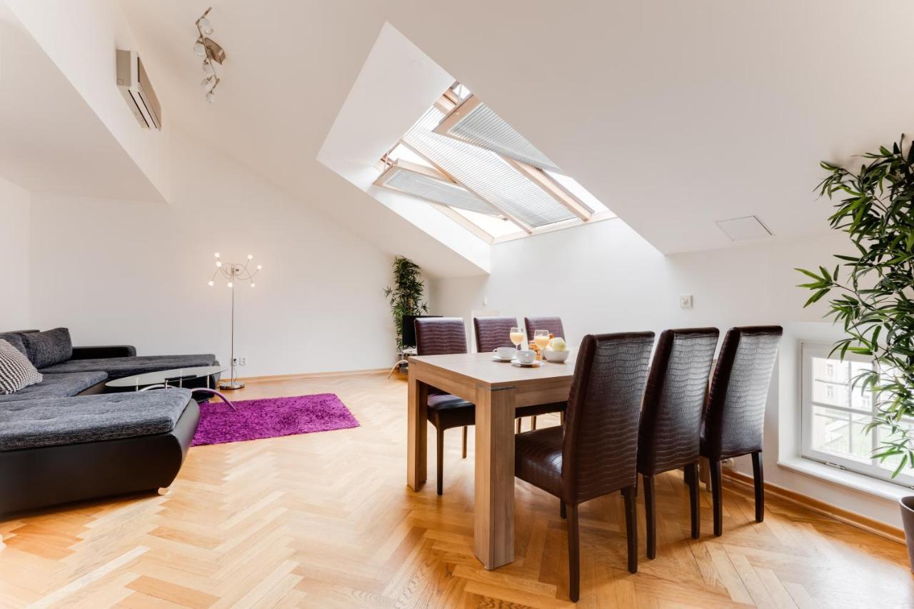 Jt'S Apartments Bilkova Str. 프라하 외부 사진